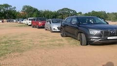 Ahmedabad: એક હજાર રૂપિયા આપી કોરોનાની વેક્સિન લેવા લોકોની લાગી લાઇન, જુઓ વીડિયો