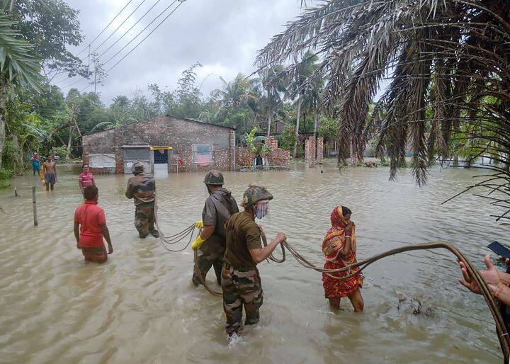 After Whiplashing West Bengal And Odisha, Cyclone Yaas Weakens Into Deep Depression Over Jharkhand| 10 Points After Whiplashing West Bengal & Odisha, Cyclone Yaas Weakens Into Deep Depression Over Jharkhand| 10 Points