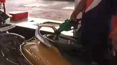 Mumbai में पेट्रोल की कीमत 100 रुपये के पार | Ground Report