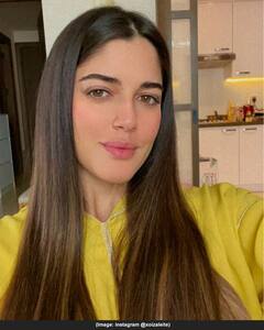 PHOTO : Virat Kohli ची एक्स गर्लफ्रेंड Izabelle Leite चे फोटो व्हायरल