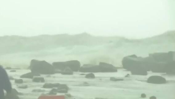 ਮੁੰਬਈ ‘ਚ ਭਾਰੀ ਮੀਂਹ ਨਾਲ ਸੜਕਾਂ ਡੁੱਬੀਆਂ, ਸਰਕਾਰ ਨੇ ਸਮੁੰਦਰ ਤੋਂ ਦੂਰ ਰਹਿਣ ਦੀ ਦਿੱਤੀ ਗਈ ਸਲਾਹ