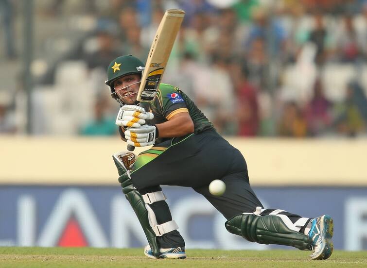 Pak cricketer Umar Akmal pay 45 lakh fine to PCB ફરીથી ક્રિકેટ રમવા આ ખેલાડીએ ભર્યો લાખો રૂપિયાનો દંડ, કયા કારણોસર ક્રિકેટમાંથી કરી દેવાયો હતો બહાર, જાણો વિગતે