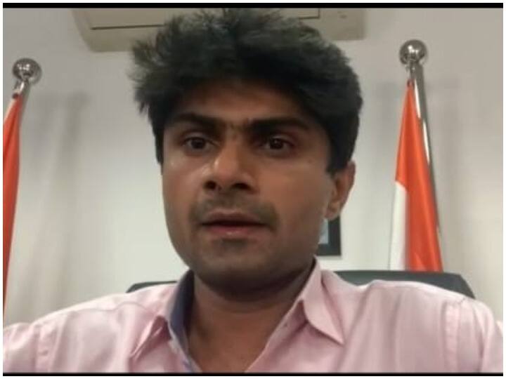 Hospitals that charge higher fees for treatment of corona in Gautam Budh Nagar will return the amount along with interest ANN गौतमबुद्ध नगरः कोरोना के इलाज में ज्यादा वसूली करने वाले अस्पतालों पर गिरेगी गाज, ब्याज समेत वापस करनी होगी रकम