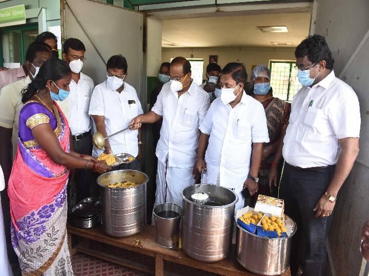 Dmk free food distribution in amma unavagam in Coimbatore கோவை : திமுக சார்பில் அம்மா உணவகங்களில் இலவச உணவு