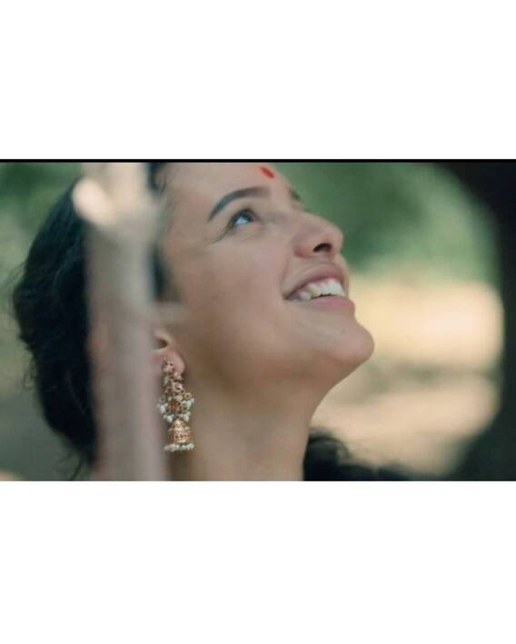 Tripti Dimri Photos: इस खूबसूरत एक्ट्रेस  के आगे दिल हार बैठे अनुष्का शर्मा के भाई Karnesh Sharma, सेट पर हुई थी मुलाकात, देखें तस्वीरें