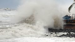 Cyclone Yaas impact: Patna streets submerge in water