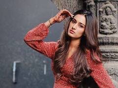 ਟੀਵੀ ਦੀ 'ਸੰਸਕਾਰੀ' ਨੂੰਹ Erica Fernandes ਬੌਲਡ ਸੀਨ ਕਰਨ ਤੋਂ ਕਰਦੀ ਪਰਹੇਜ਼, ਕਈ ਵੱਡੇ ਪ੍ਰੋਜੈਕਟਾਂ ਨੂੰ ਕੀਤਾ ਹੈ ਇਨਕਾਰ