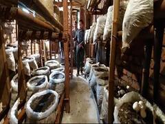 Uttarakhand: स्वरोजगार से हीरालाल ने बदल दी किस्मत, खुद और लोगों को बनाया आत्मनिर्भर