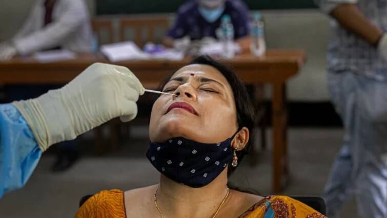 West Bengal Coronavirus Updates: 12,193 new cases, 19,396 recoveries with 145 death recorded in 24 hours in the state WB Corona Cases: রাজ্যে নিম্নমুখী দৈনিক সংক্রমণ, একদিনে মৃতের সংখ্যা ১৪৫