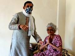 Coronavirus : कोरोना महामारीमुळे मराठी गझलकाराला आईसोबत रस्त्यावर राहण्याची वेळ