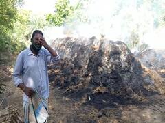 தேர்தல் முன் விரோதம்; மீன் வியாபாரி வீட்டை நொறுக்கிய அதிமுக பிரமுகர்!