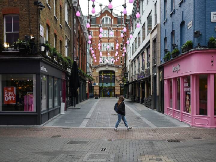 ब्रिटेन में कोरोना ने फिर बढ़ाई चिंता, अधर में अटक सकती है लॉकडाउन हटाने की योजना PM Boris Johnson warns coronavirus variant could push back England reopening ब्रिटेन में कोरोना ने फिर बढ़ाई चिंता, अधर में अटक सकती है लॉकडाउन हटाने की योजना