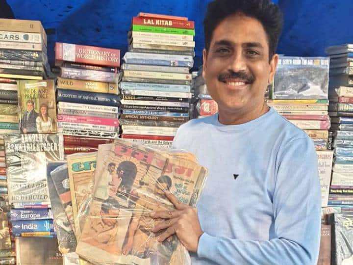 शैलेष लोढ़ा शो में तारक मेहता का किरदार निभाते हैं और शो की होस्टिंग भी करते हैं. वह  प्रति एपिसोड 1 लाख रुपए लेते हैं.