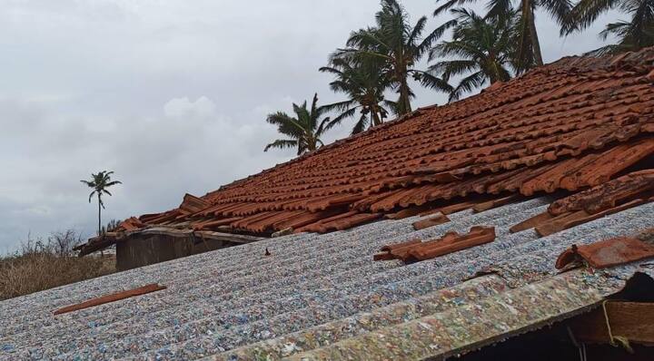 शिवप्रभूंची शिवलंका नावाजलेल्या मालवणच्या समुद्रातील सिंधुदुर्ग किल्यावर तोक्ते चक्रीवादळामुळे झालेली घरांची, वीज खांबांची झालेली पडझड, मोडून पडलेली झाडे आणि गेले बारा दिवस विजे अभावी जीवन जगणाऱ्या सिंधुदुर्ग किल्ले वासीयांपर्यंत आजही सिंधुदुर्गचे प्रशासन बारा दिवस उलटूनही पोहोचलेले नाहीत.