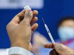 Mumbai Corona Vaccination : मुंबई महापालिकेकडून लसीकरणासाठी सुधारित नियमावली; परदेशात जाणाऱ्या विद्यार्थ्यांसाठी खास सुविधा