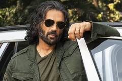 ફિલ્મ ઇન્ડસ્ટ્રીમાં કામ કરવાના મુદ્દે સુનિલ શેટ્ટીનું છલકાયું દર્દ, કહ્યું, 'અહીં રહીને મુશ્કેલ થઇ જાય છે'