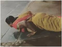 मिलिंद सोमन ने सेल्फी के लिए महिला से कराए पुशअप्स, सोशल मीडिया पर मिली ऐसी प्रतिक्रिया