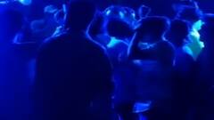 Vadodara માં કોરોના કર્ફ્યૂના નિયમોના ઉડ્યા ધજાગરા, યુવકના લગ્નમાં મોડી રાત સુધી યોજાઇ ડીજે પાર્ટી