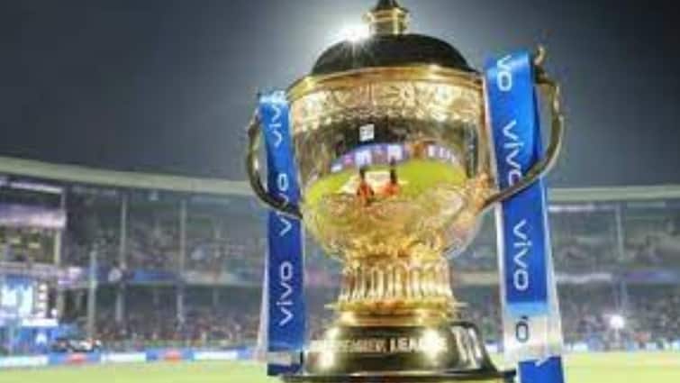 IPL 2021: यूएई में 17 सितंबर से खेले जाएंगे 14वें सीजन के बाकी बचे मैच, सूत्रों का दावा