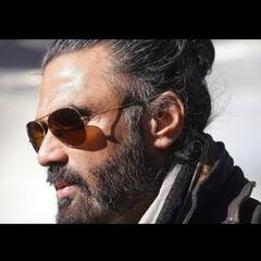 ફિલ્મ ઇન્ડસ્ટ્રીમાં કામ કરવાના મુદ્દે સુનિલ શેટ્ટીનું છલકાયું દર્દ, કહ્યું, 'અહીં રહીને મુશ્કેલ થઇ જાય છે'