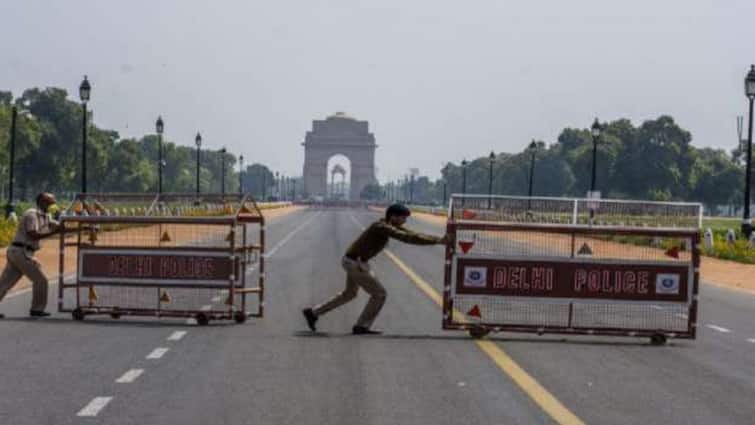 Delhi Unlock: दिल्ली में आज से अनलॉक प्रक्रिया शुरू, मेट्रो सेवा अभी बंद, जानें क्या-क्या खुला