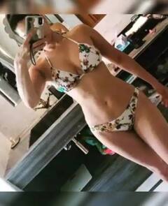 ਬਿਕਨੀ ਲੁੱਕ 'ਚ ਹੌਟ ਪੋਜ਼ ਦਿੰਦੀਆਂ ਅਦਾਕਾਰਾਂ ਦੀਆਂ ਦੇਖੋ ਤਸਵੀਰਾਂ