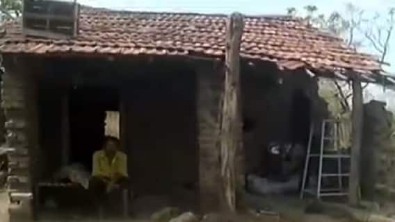 વાવાઝોડા બાદ મહુવાના ગ્રામ્ય વિસ્તારોના લોકોનું દર્દ, તોફાનથી ઘરની દિવાલોમાં પડી છે તિરાડો