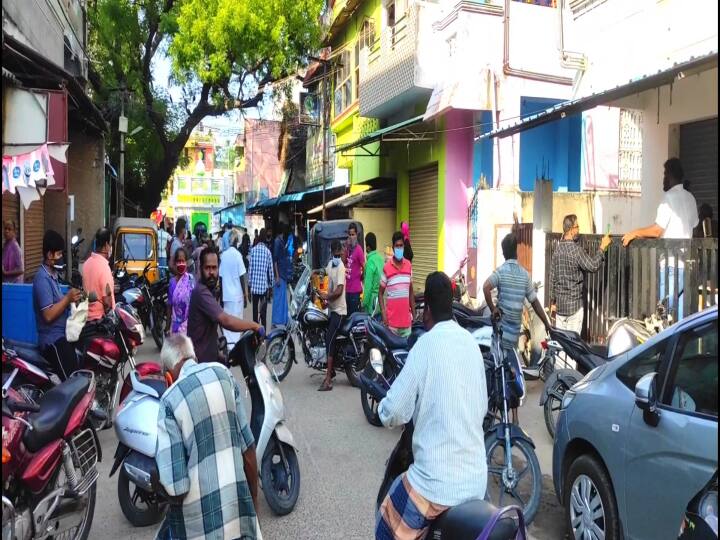 Non vegetarians wandering around Kanchipuram looking for meat shops since Sunday. காஞ்சிபுரம் :  கெடுபிடிகளால் கடைகள் மூடல் : இறைச்சி, மீன் கடைகளை தேடி அலைந்த அசைவப் பிரியர்கள்