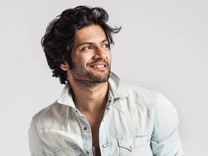 अली फजल को गर्म कॉफी पीना पसंद है और इससे कम पर कुछ भी समझौता नहीं कर सकते.