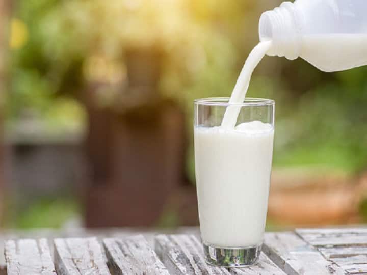 Milk price hike : Sumul dairy hike 2 rupees milk price per leter from 20th June 2021 ગુજરાતની કઈ મોટી ડેરીએ દૂધના ભાવમાં કર્યો વધારો? લિટરે કેટલા રૂપિયાનો થયો વધારો?