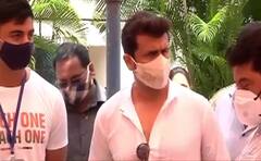 ਲੋਕਾਂ ਨੂੰ ਵੈਕਸੀਨ ਲਈ ਮੋਟੀਵੇਟ ਕਰਨ ਪਹੁੰਚੇ ਸੋਨੂੰ ਨਿਗਮ