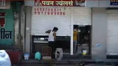 Lockdown से रोजी-रोटी का नुकसान, लेकिन पूरा Unlock मतलब कोरोना को न्यौता | Explained