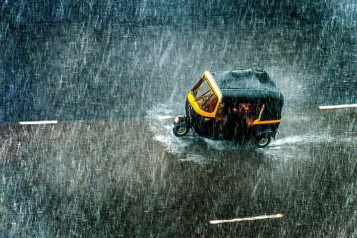 Rain would occur in some area of UP in next few hours says IMD Monsoon in UP: अगले दो घंटों में यहां होगी जोरदार बारिश, मौसम विभाग ने जताया अनुमान