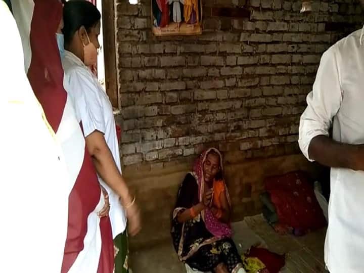 Bihar: villagers protested against medical team who reached for Corona vaccination in buxar, video viral ann बिहार: कोरोना वैक्सीन लगाने पहुंची टीम का ग्रामीणों ने किया विरोध, कहा- चले जाइये नहीं लेना है टीका 