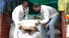 Shivsena Help : लोककलावंतांना शिवसेनेकडून मदतीचा हात, 11 टन जीवनावश्यक वस्तूंची मदत