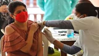 Corona Vaccine : कोरोना लसीचे दोन डोस घेतल्यानंतर व्हायरसपासून तुम्ही किती दिवस सुरक्षित राहाल?