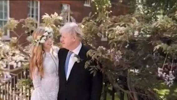 Boris Johnson Marriage: দীর্ঘদিনের বান্ধবীর সঙ্গে গোপনে বিয়ে সারলেন ব্রিটিশ প্রধানমন্ত্রী