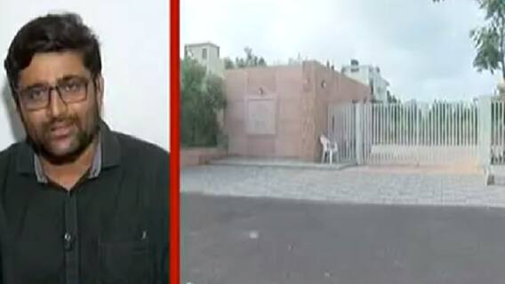 'જે કરવાનું છે તે કરતા નથી, અને દરેક વ્યક્તિઓ મે કીધું એમ પોતે નરેન્દ્રભાઇ હોવાના વહેમમાં રાજાપાઠ કરી રહ્યા છે'