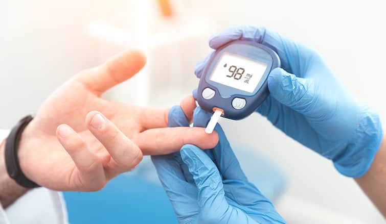 Type 2 diabetes drug may reduce the risk of corona virus टाइप 2 डायबिटीज की दवा से कम हो सकता है कोरोना वायरस का खतरा, अमेरिकी अध्ययन में हुआ खुलासा