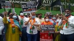 मेट्रोच्या कामासाठी झालेल्या विलंबाला जबाबदार कोण? आकुर्ली मेट्रो स्थानकाबाहेर भाजपचं आंदोलन