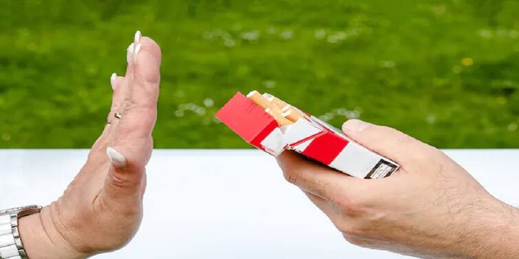 Smoking affects immunity increases Covid-19 risk Says Experts Covid-19 Risk: ধূমপানে কমে ইমিউনিটি, বাড়ে করোনার ঝুঁকি, সতর্ক করলেন বিশেষজ্ঞরা