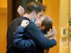 Video: लंबे इंतजार के बाद अपनी पत्नी से मिले पैट कमिंस, गले लगाकर रोते आए नजर