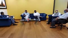 Maratha Reservation : मराठ्यांच्या स्वाभिमानाची धडक दिल्लीच्या दरवाजावरच मारावी लागेल : सामना