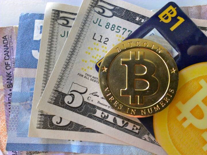 SBI and HDFC banks issue warning to customers who use their bank accounts to by bitcoin பிட்காயின் வாங்க SBI , HDFC வங்கி சேவையை பயன்படுத்துவரா? உங்களுக்கே இந்த எச்சரிக்கை!