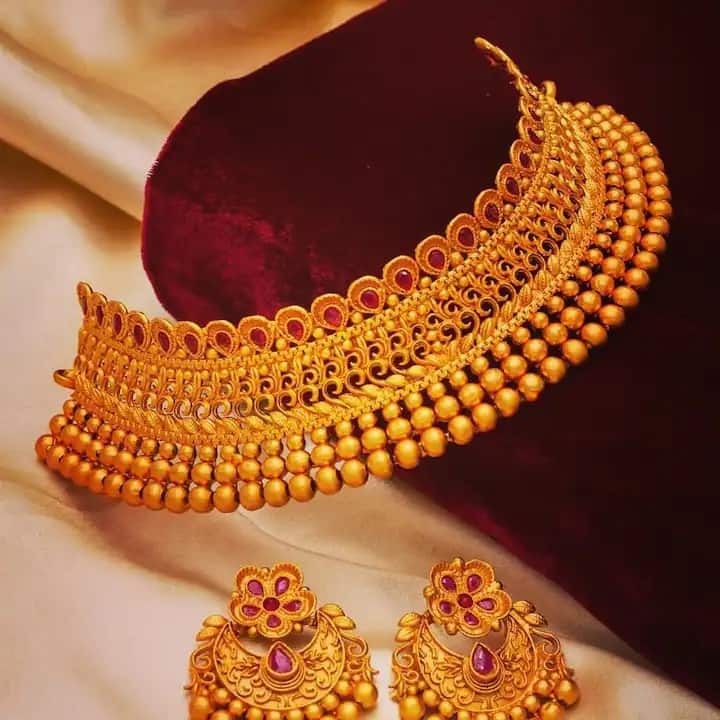 gold price today a slight increase in the price of gold know what is the rate of gold in metro cities Gold Price Today: સોનાની કિંમતમાં સામાન્ય ઉછાળો, જાણો સોના-ચાંદીના આજના લેટેસ્ટ ભાવ