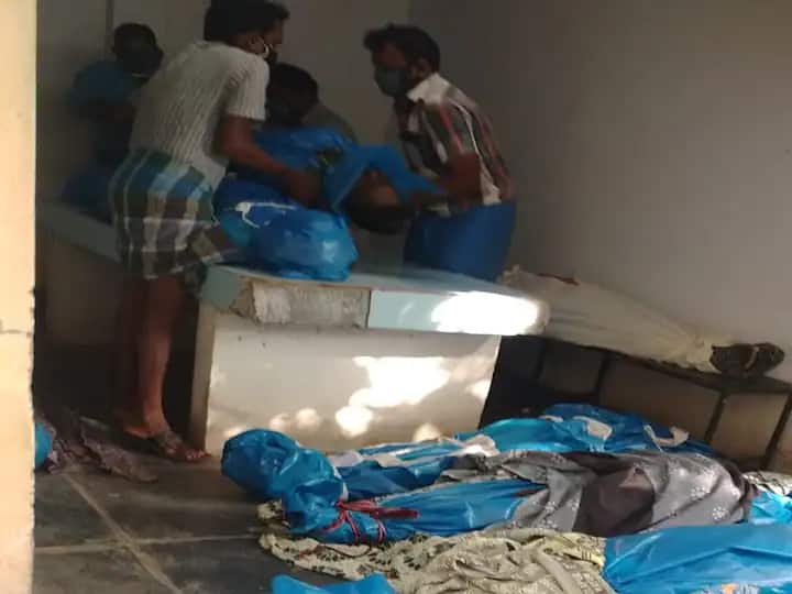 Theni Tamil Nadu Corona Hospital Asks Kin Covid Victim Check Corpses Identification Bizarre! Theni Hospital Asks Kin Of Covid Victim To Check Corpses From Pile To Identify