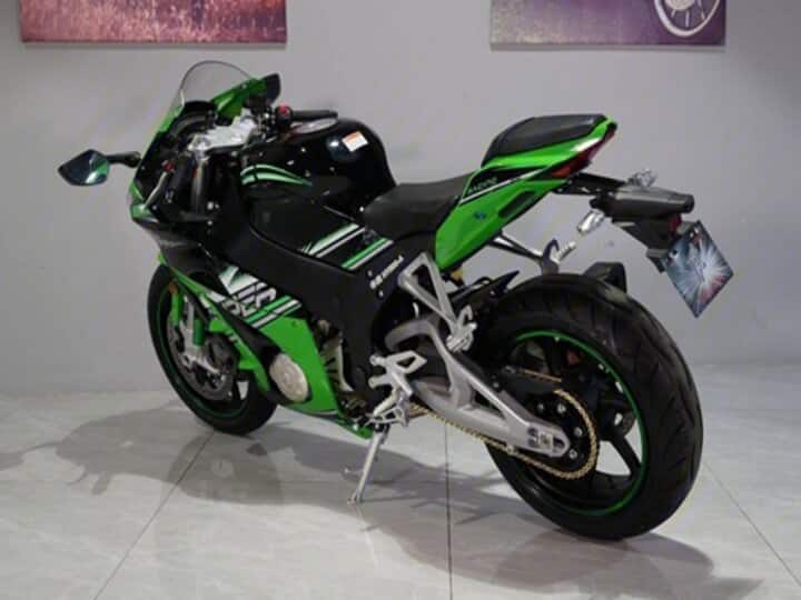 चीन ने बनाई कावासाकी निंजा की डुप्लीकेट, दोनों में नहीं कर सकेंगे फर्क, Finja 500 रखा गया बाइक का नाम China made duplicate of Kawasaki Ninja, will not be able to differentiate between the two, the name of the bike is Finja 500 चीन ने बनाई कावासाकी निंजा की डुप्लीकेट, दोनों में नहीं कर सकेंगे फर्क, Finja 500 रखा गया बाइक का नाम