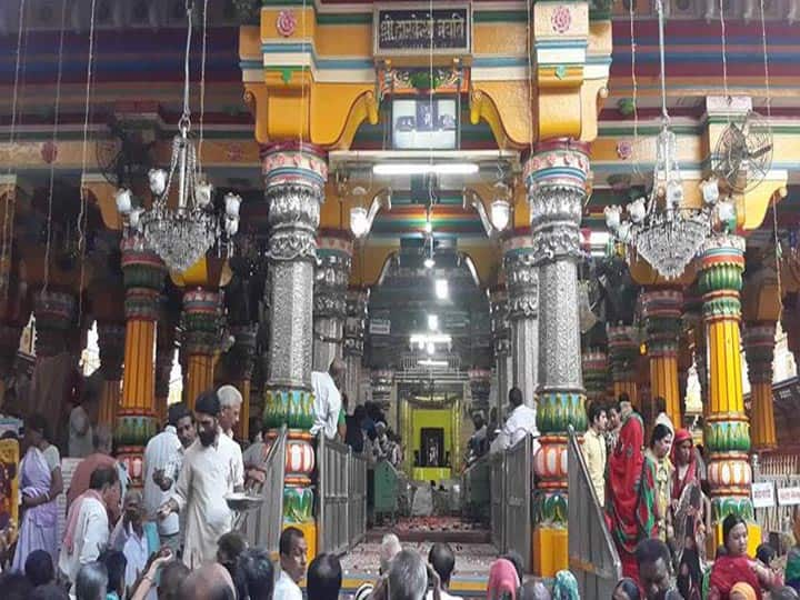 Mathura Vrindavan Temple open after relaxation in Lockdown Uttar Pradesh Unlock: लॉकडाउन में छूट के साथ खुल गए मथुरा-वृन्दावन के मंदिर, इन बातों का रखना होगा ध्यान