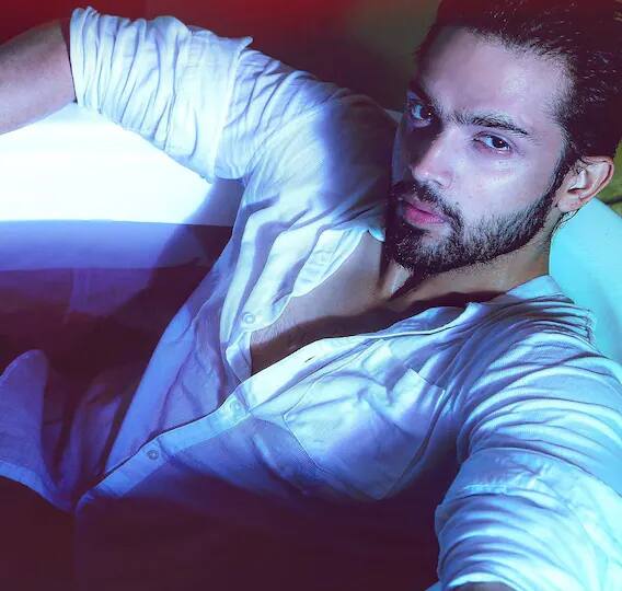 अभिनेता पार्थ समाधान देखील या कार्यक्रमात स्पर्धक म्हणून सहभागी होऊ शकतो.