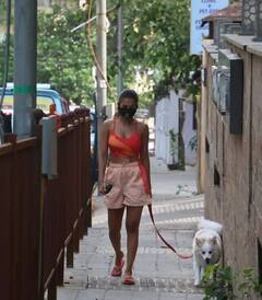 મુંબઈના બાંદ્રામાં પેટ ડૉગ કૈસ્પરને લઈ વોકિંગ કરવા નિકળી મલાઈકા,જુઓ તસવીરો